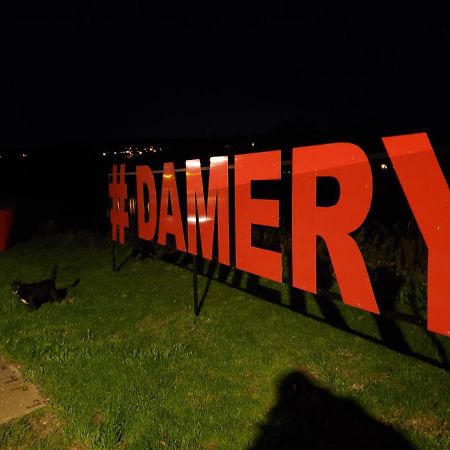 Gite Comme A La Maison Damery Kültér fotó